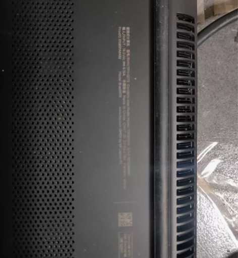 惠普暗夜精灵2笔记本，型号TNP-Q173...