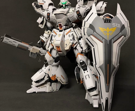 万代卡版MG沙扎比，大白沙配色，橙黄色点缀...