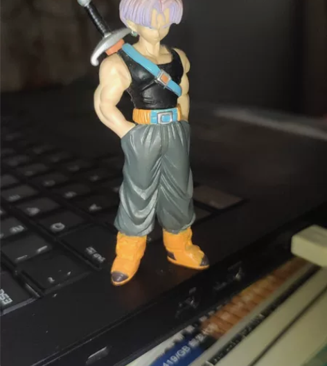 特兰克斯  七龙珠  扭蛋 如图所示二手物...