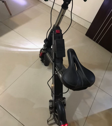 正步专卖店购买,几乎全新,只骑过两三次。上...