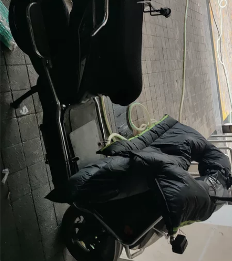 刚买没几个月上下班骑有块72的电池想要话价...