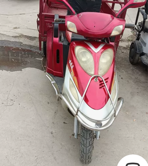 邓州   八成新宗申110摩托三轮，传动轴...