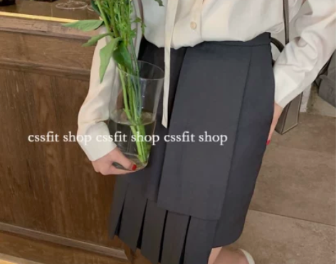 半身裙 感兴趣的话点“我想要”和我私聊吧~