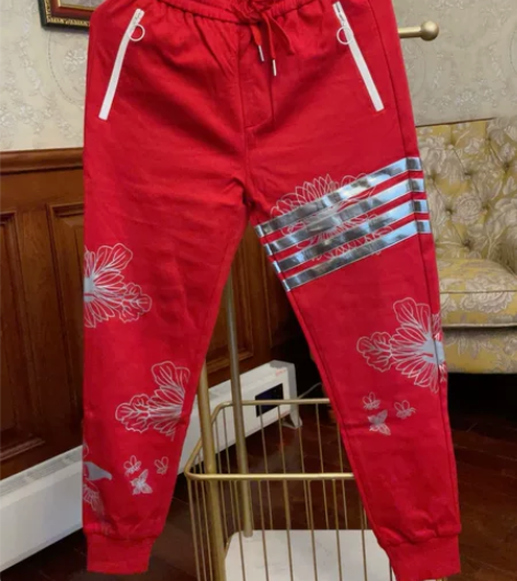 男士休闲卫裤，适合2尺4。31 感兴趣的话...