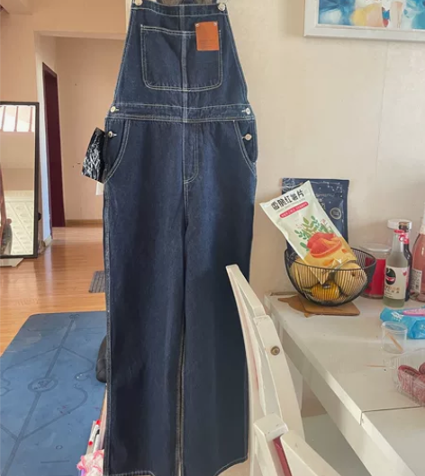 谁买谁赚到品质感背带牛仔裤 如图深蓝色 超...