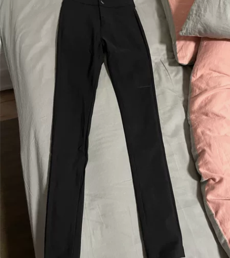 高腰直筒紧身铅笔裤 小脚裤 全新 s码 感...