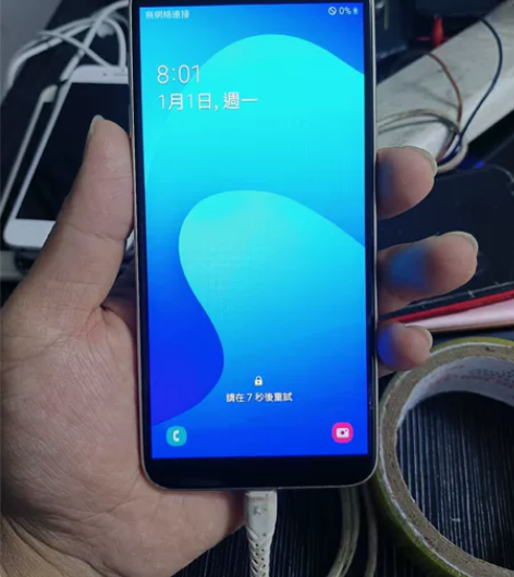 Samsung/三星 三星J600G，64...