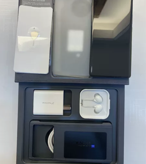 vivo x note,12+512,8月...