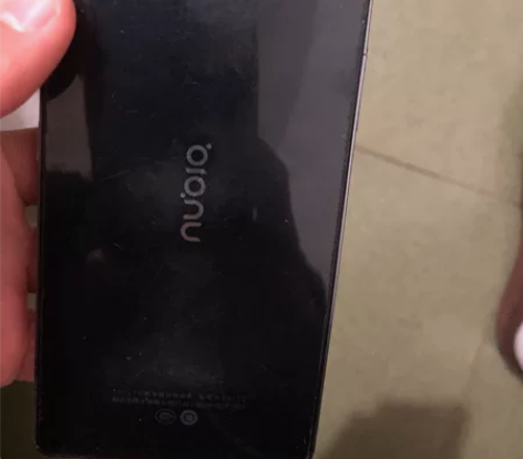 努比亚z9max，3+16，骁龙810处理...