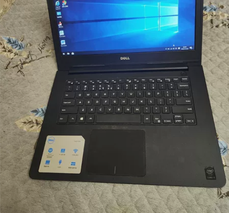 戴尔笔记本   95新 帮朋友出的，运行内...