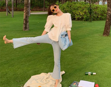 ?自带小细腿效果！版型好到没话说的微喇裤 ...