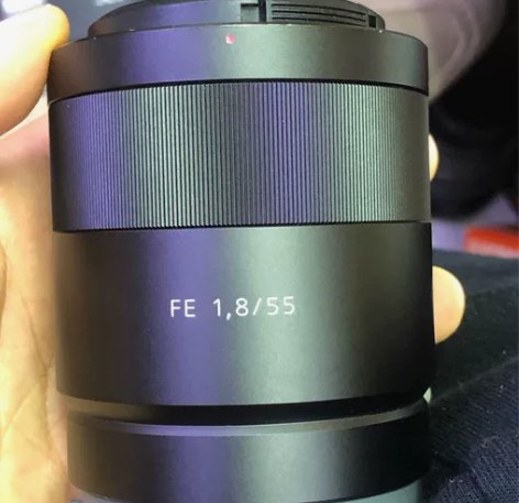 索尼微单55 F1.8镜头 成色如图 外观...
