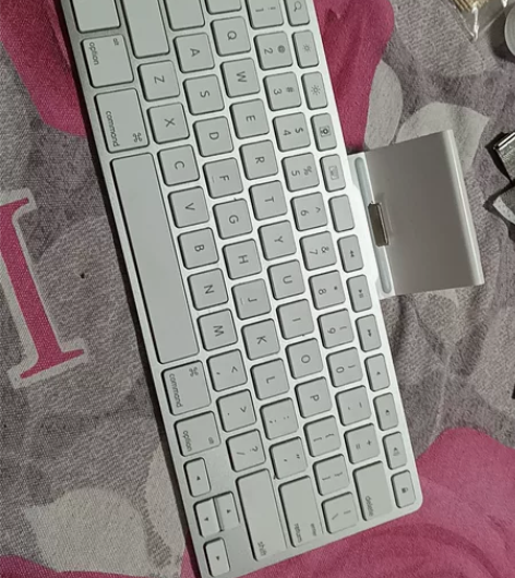 苹果ipad键盘.型号a1359专用键盘 ...