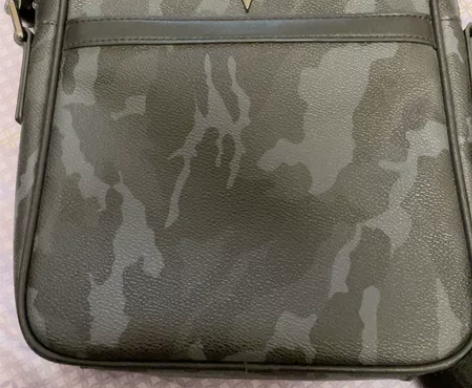 BABAMA 男士单肩包 感兴趣的话点“我...