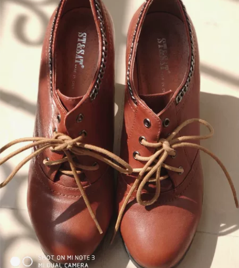 ST##amp；amp；SAT 棕色牛皮高...