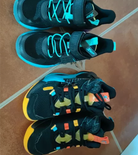 全新乔丹儿童，特步儿童34码运动鞋，一个夏...
