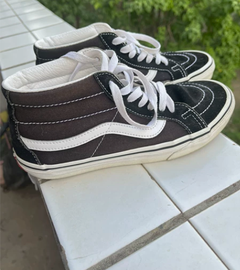 越墙VANS男女款经典黑白SK8 Mid中...
