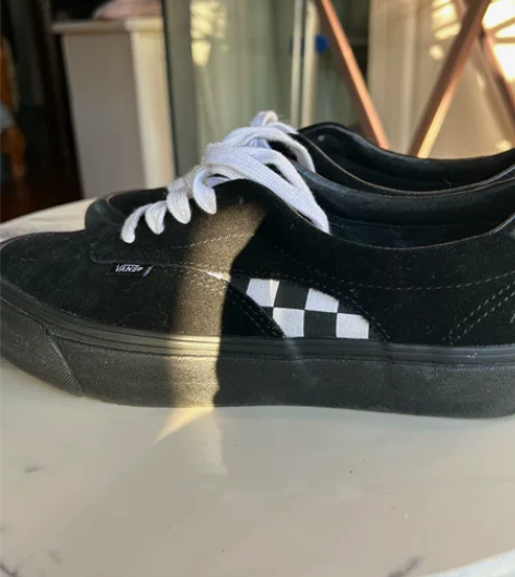 vans 棋盘格41码,在实体店原价购入,...