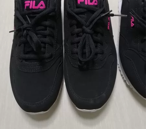 斐乐女大童阿甘复古运动鞋春秋款，全新孤品特...