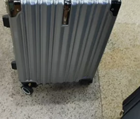 20寸pc料，铝合金框拉杆箱处理，全新， ...