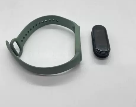 ?小米手环6 系列 该手环明显磨损腐蚀，屏...