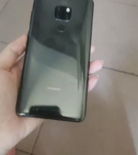 华为Mate20 6+64g 指纹跟人脸...