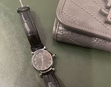 ?Tictoc A210826403 经典...