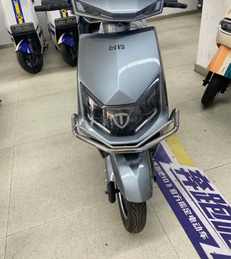 清库存台铃72V电动车，1200瓦电机，动...