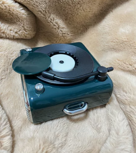 香薰黑胶蓝牙音响唱片 盒箱齐全 可以连接播...