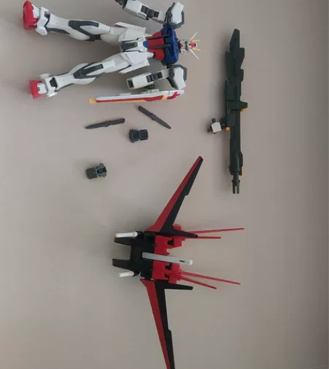 万代hg新生强袭 y1模型情况，如图所示，...