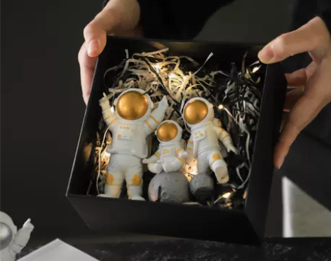 【整套3个10.9米包邮】宇航员摆件可爱太...