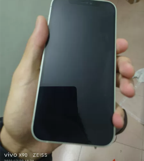 出一部苹果12国行128 电池效率86 个...