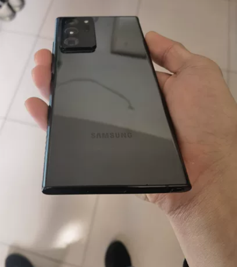 自己用的三星note20u，欧版双卡，手机...