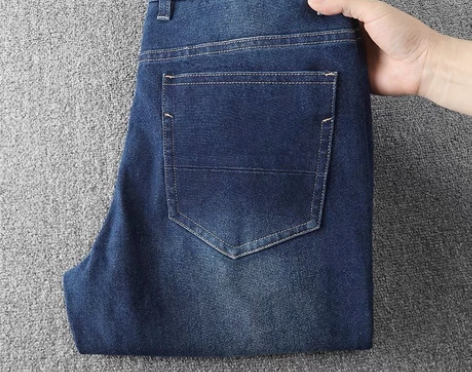 海澜之家男士牛仔裤，这款牛仔裤是厚款，面料...