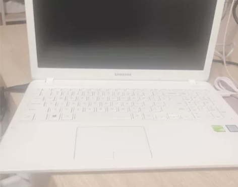 三星500R5M高配轻薄本,自用成色非常新...