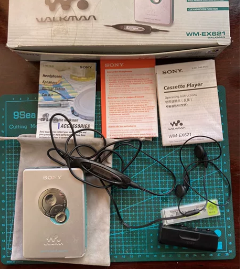 SONY索尼WALKMAN随身听WM-EX...