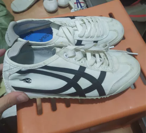 奥瑟士帆布鞋休闲鞋女鞋 库存鞋37码，鞋子...