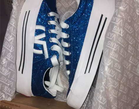 Vans  出 36码     美网入穿过...