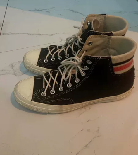 匡威高帮帆布鞋   43码  正品  无破...