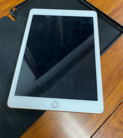 iPad 第六代 国行128G Wi-Fi...