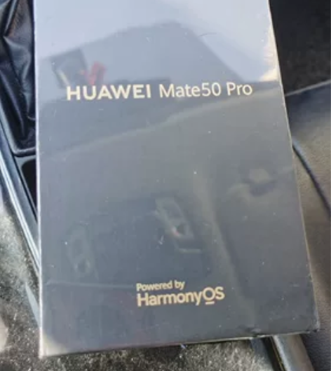 HUAWEI Mate 50 Pro  8...