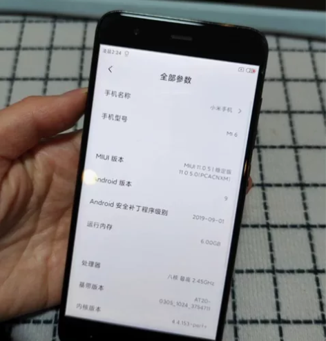 小米6，自己的备用机，功能正常，没啥毛病，...