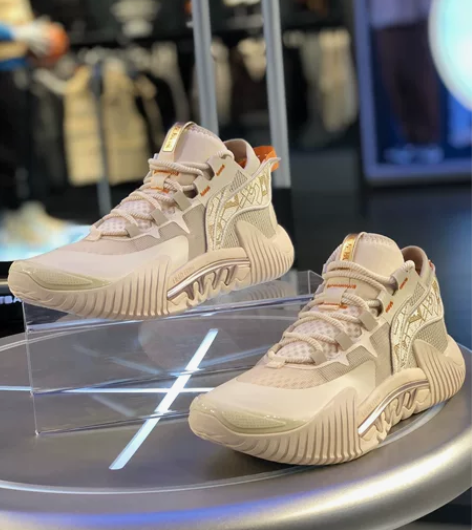 反伍2LOW 江左风流 尺码齐全 感兴趣的...