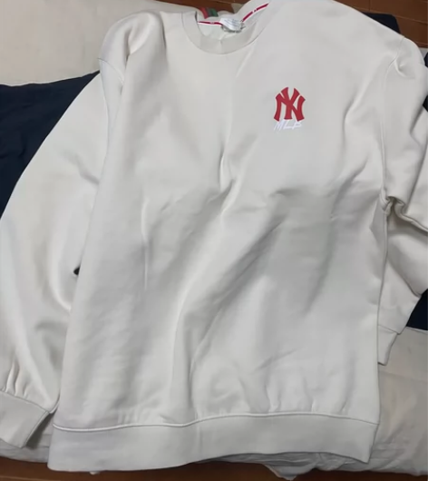 NY薄绒圆领卫衣 全新 吊牌摘掉了 XXL...