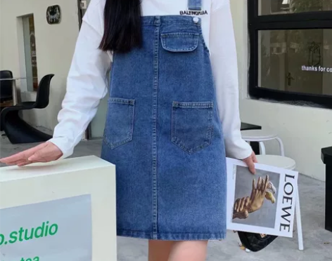 百搭牛仔背带裙！版型好L码显瘦 感兴趣的话...