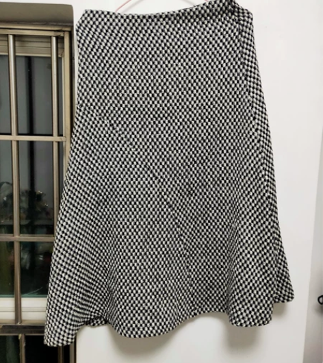 小香款A字裙 98新适合20腰内 喜欢的来...