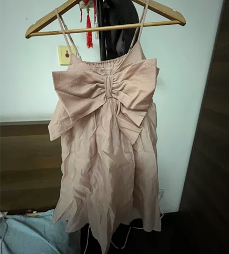 公主蝴蝶结吊带蓬蓬裙肉粉色 感兴趣的话点“...