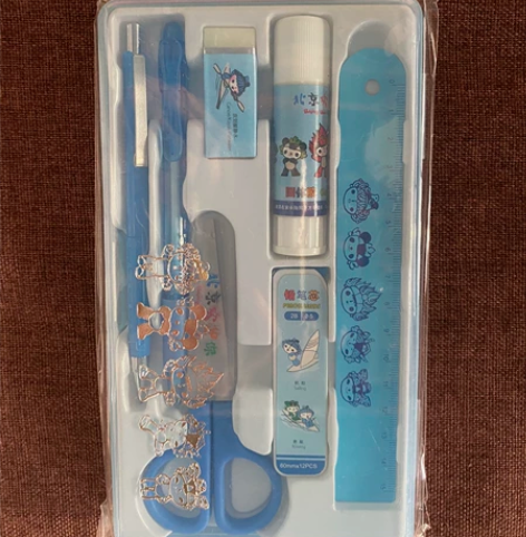 吉祥物系列套装文具用品，全新未使用，固体胶...