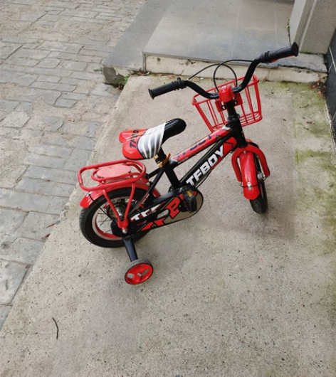 三毛文具店买的 质量超级好!孩子大了换大...