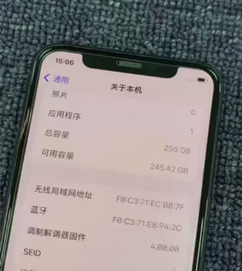 ?11pro：256绿色。国行纯原靓机。电...